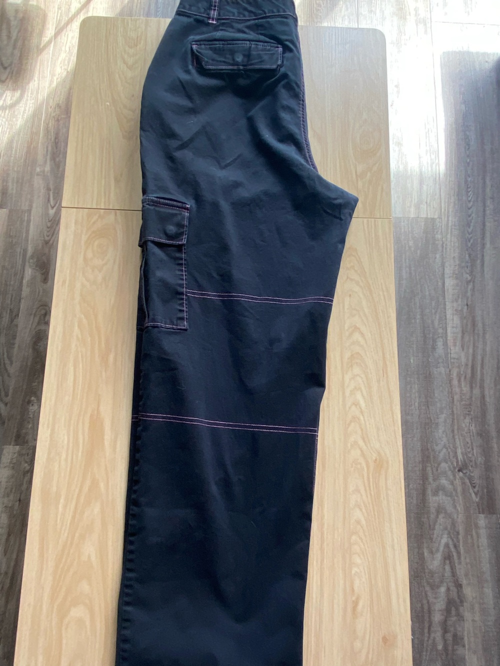 Women’s Vans brand cargo pants